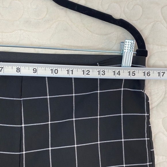 Streetwear Society Black and White Check Leggings - Picture 3 of 10